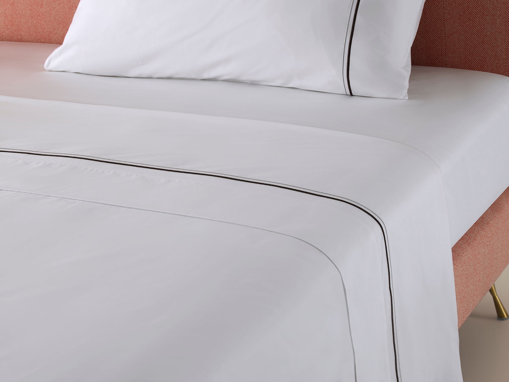 Savoir percale flat sheet with charcoal cording