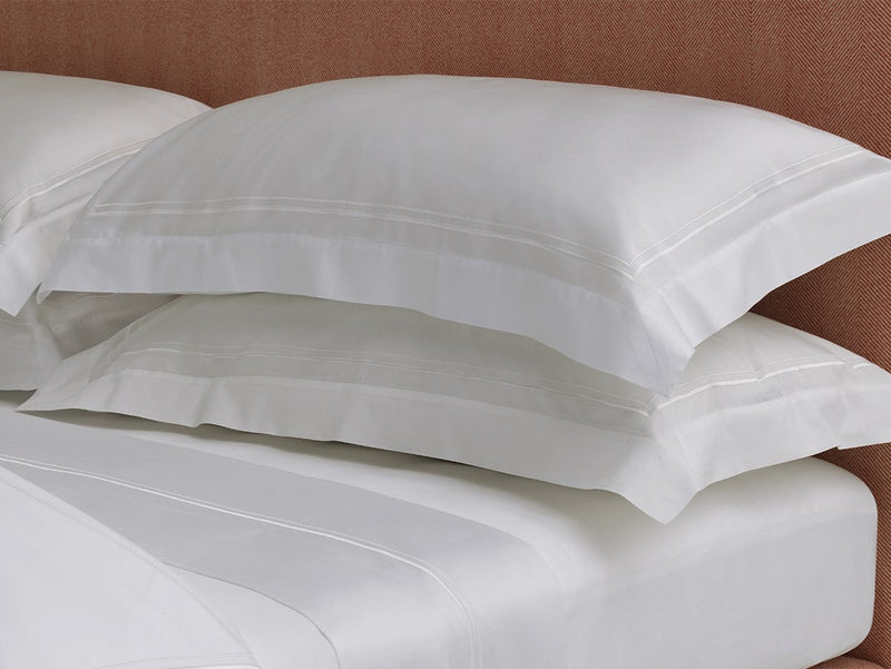Savoir percale oxford pillowcase with white cording