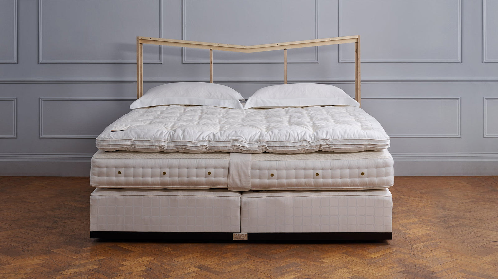 No1 bed set with a front view