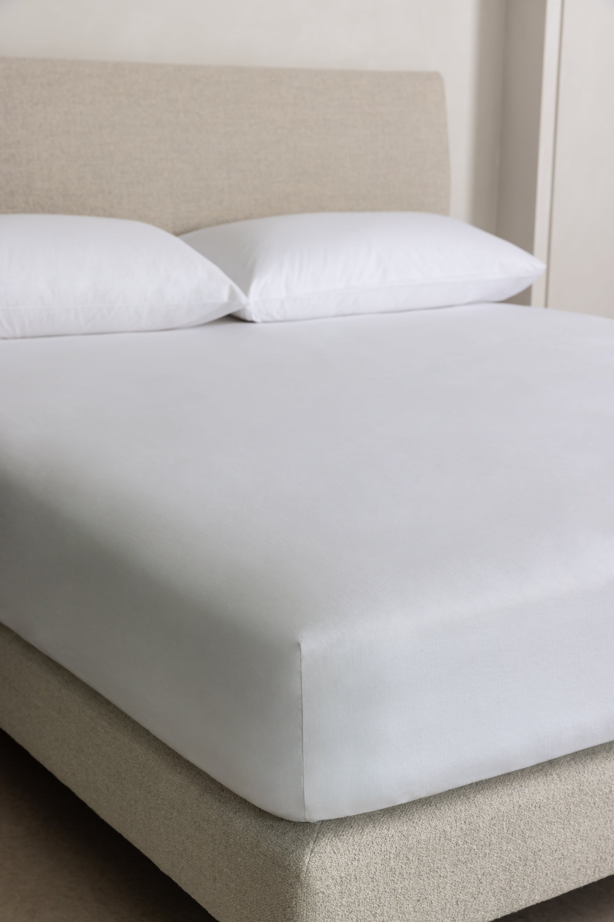 Le drap-housse blanc en lin bio