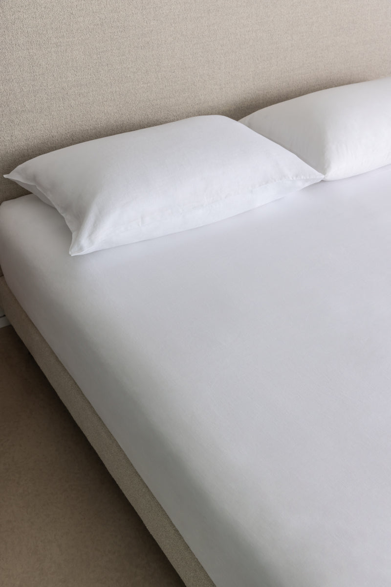 Le drap-housse blanc en lin bio