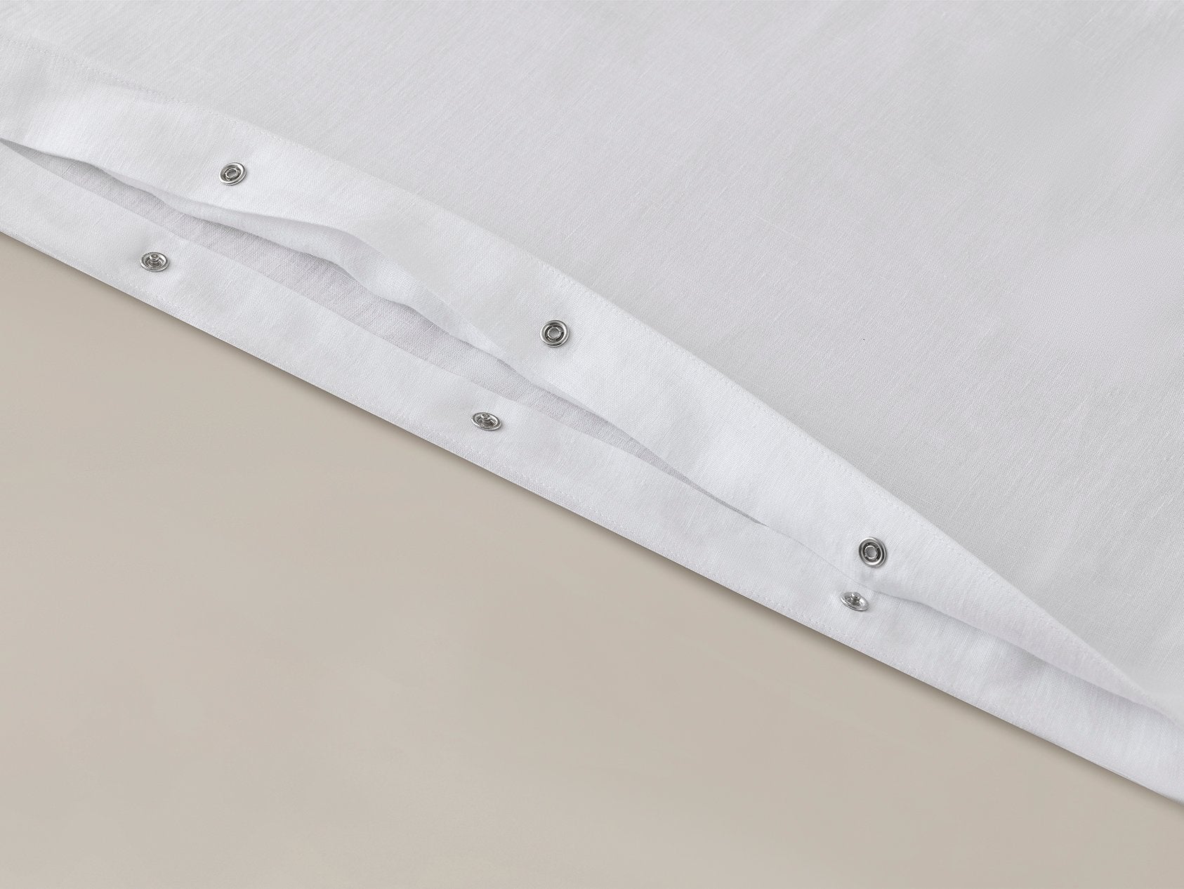 Close-up and details of the Savoir organic linen duvet cover