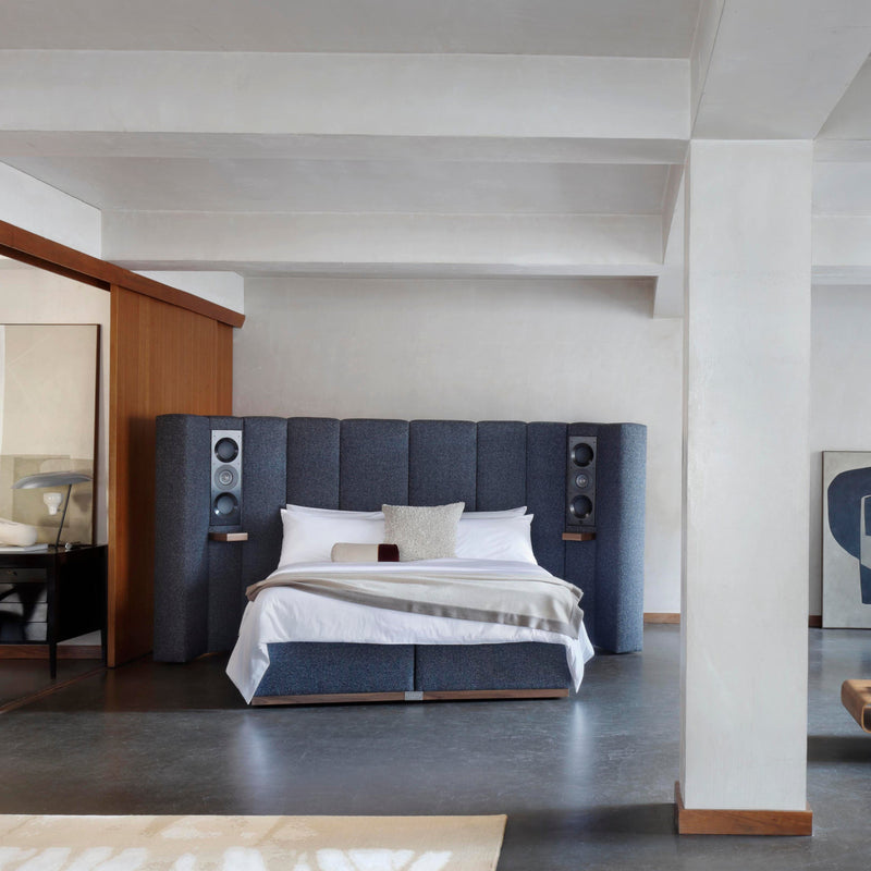 Overview of the Savoir Seventy Five with an innovative design and seamlessly integrated speakers.