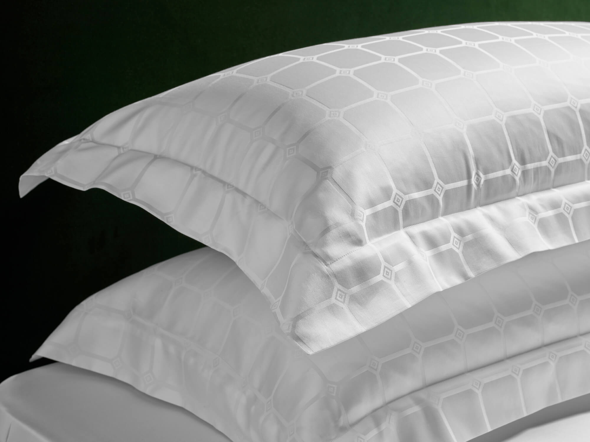 Savoir pillowcases with Trellis pattern